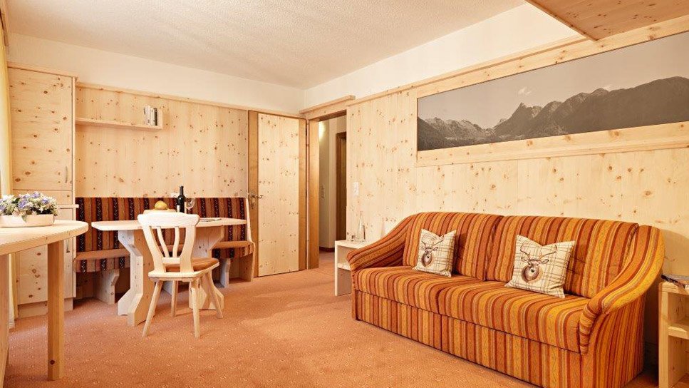 Hotel Oetztal: Ihr gemütliches Zimmer im Jägerhof wartet