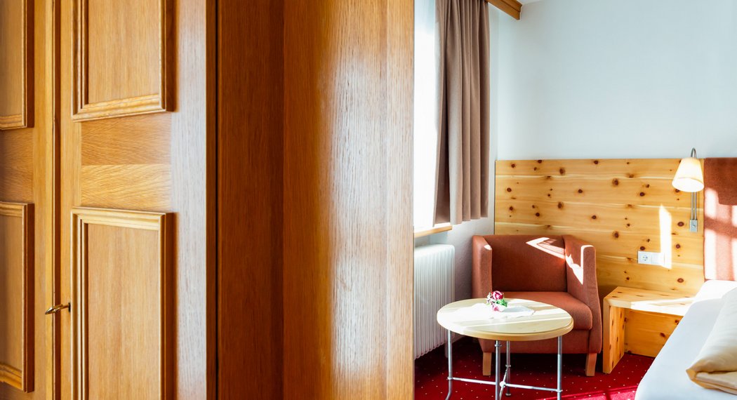 Hotel Oetztal: Ihr gemütliches Zimmer im Jägerhof wartet