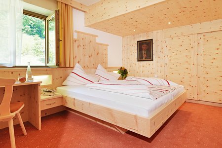 Hotel Oetztal: Ihr gemütliches Zimmer im Jägerhof wartet