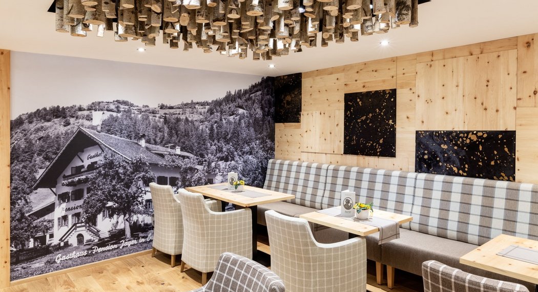 Der Jägerhof - unser Hotel im Ötztal Der Jägerhof - unser Hotel im Ötztal