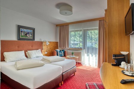 Hotel Oetztal: Ihr gemütliches Zimmer im Jägerhof wartet