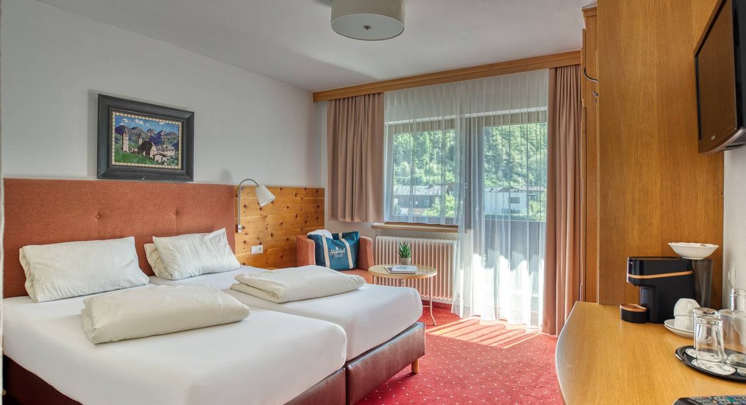 Doppelzimmer mit Balkon Doppelzimmer mit Balkon