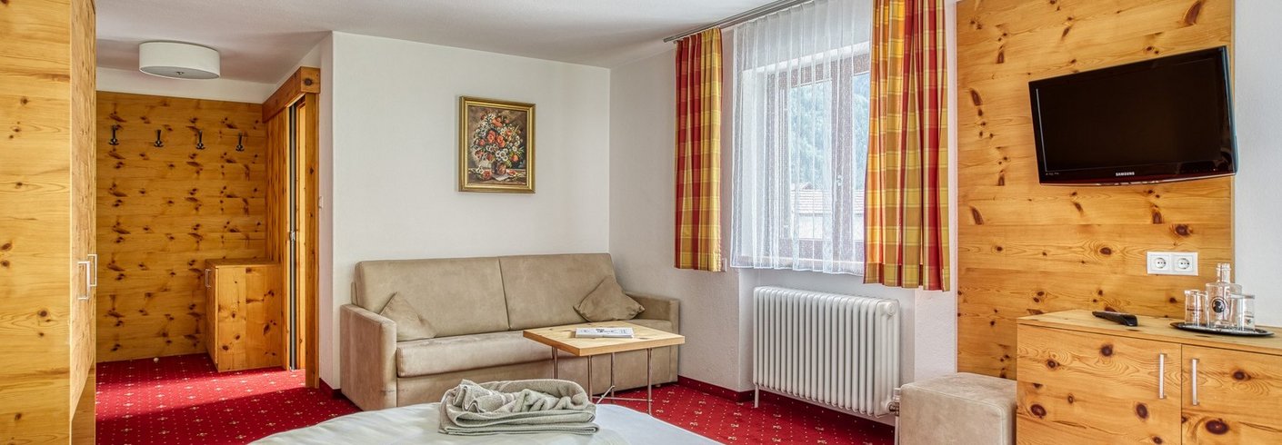 »Stone pine comfort room« »Stone pine comfort room«
