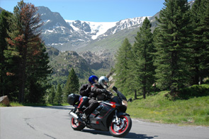 Motorradhotel im Ötztal : Ihr Motorradhotel in Oetz